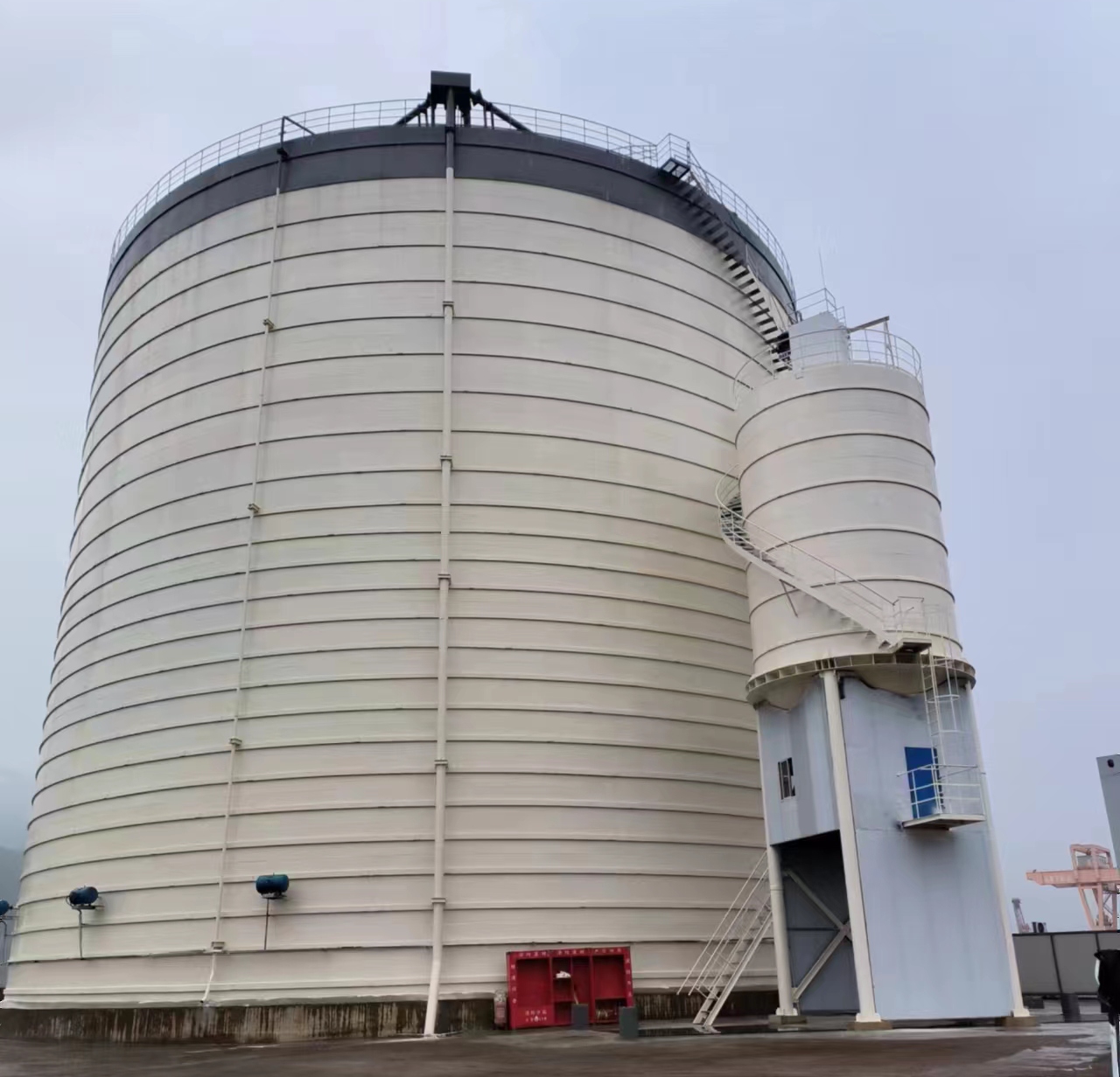 咸安10万吨水泥钢板库